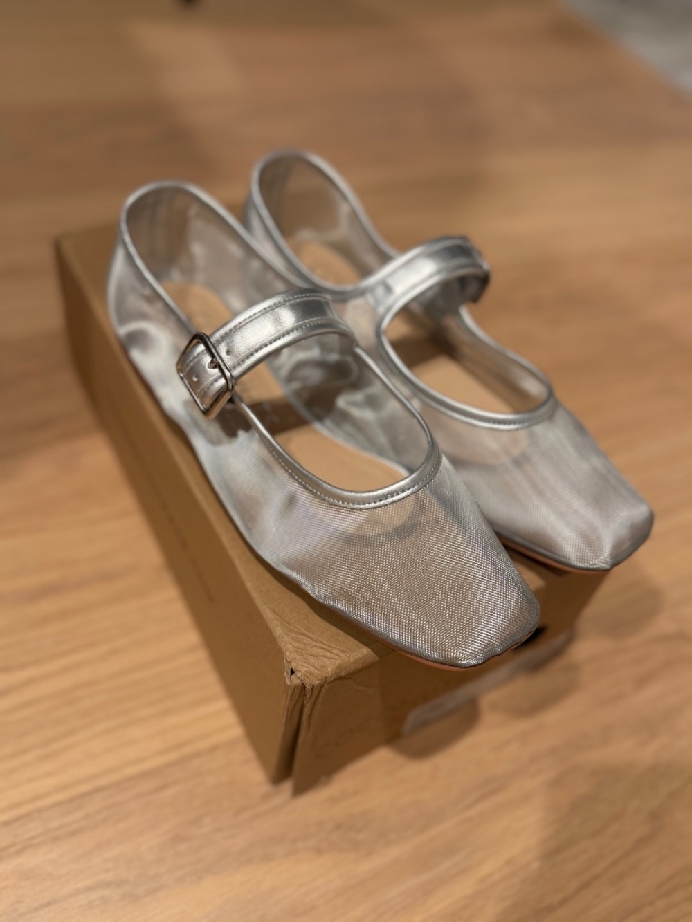 NWT - Coconuts by Matisse Tribeca